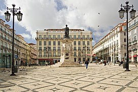 Plaza de Luis de Camoes en Lisboa